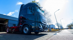 20260329-Tom-Holding-00278